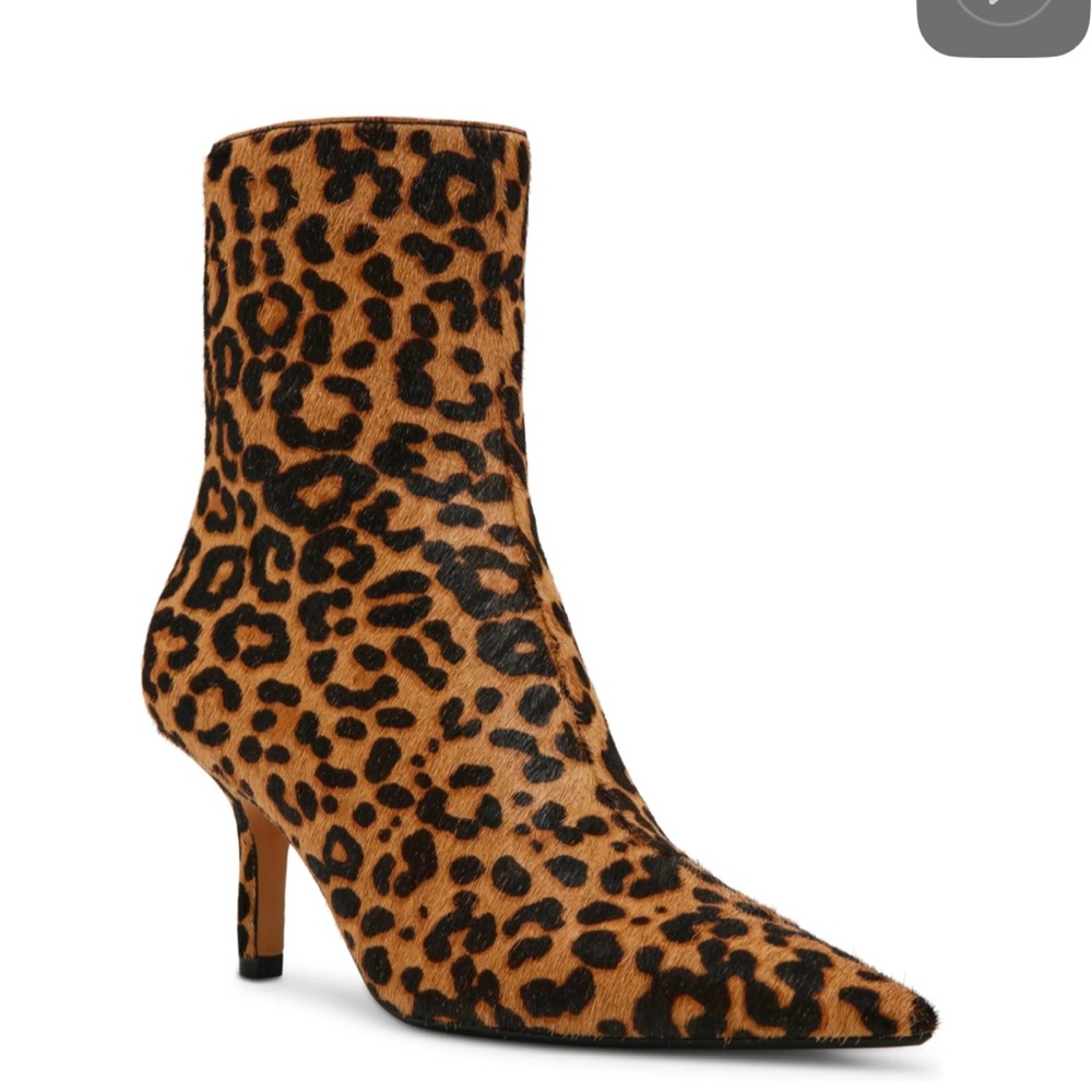Leopard Print Pointed Toe Ankle Boots - Women